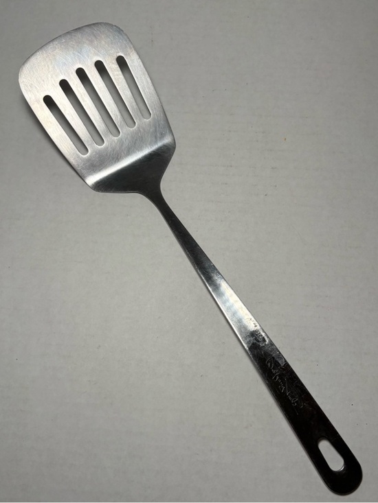 Wolfgang Puck Other - Wolfgang Puck Bistro Slotted Stainless Steel Spatula Turner